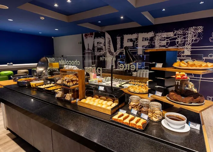 Ibis Budget Curitiba Centro